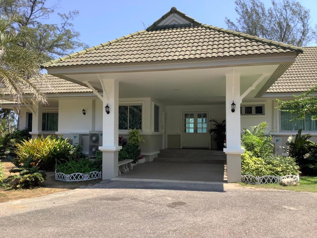 Seapine Beach Golf And Resort Hua Hin Ban Khao Takiap Екстериор снимка