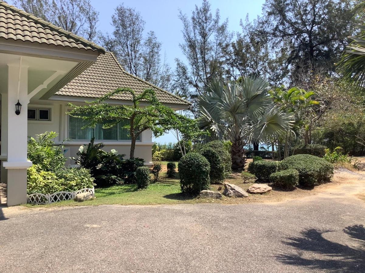 Seapine Beach Golf And Resort Hua Hin Ban Khao Takiap Екстериор снимка
