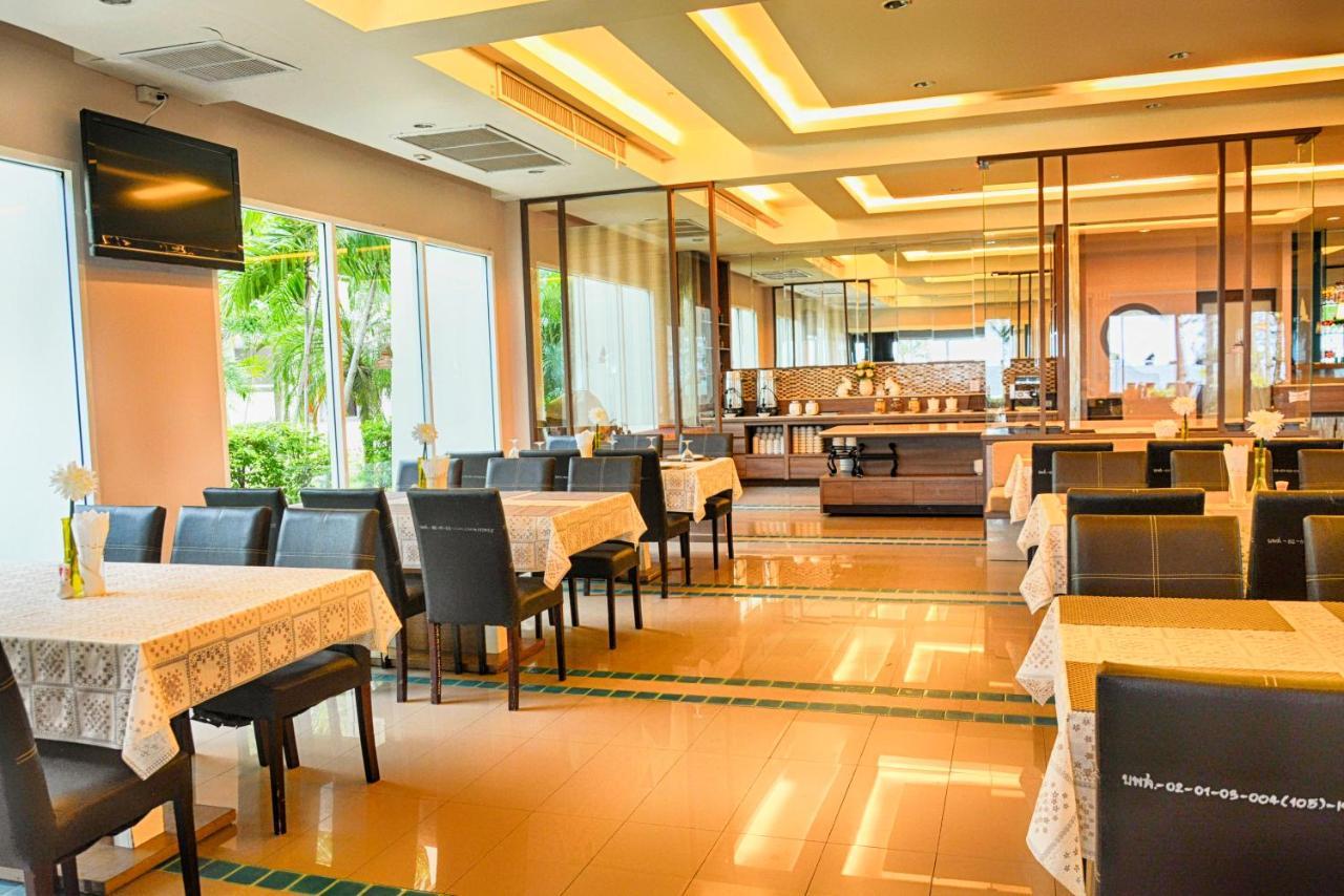 Seapine Beach Golf And Resort Hua Hin Ban Khao Takiap Екстериор снимка